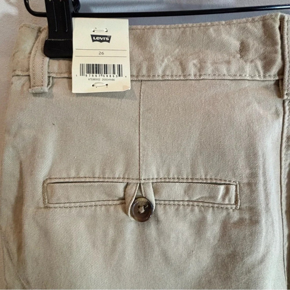 LEVI’S Sz 26 Trouser Shorts Pleated Front Slight Stretch Pockets NEW W/ TAGS - Picture 6 of 10